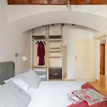 Iflat Trevi\'S Paradise
