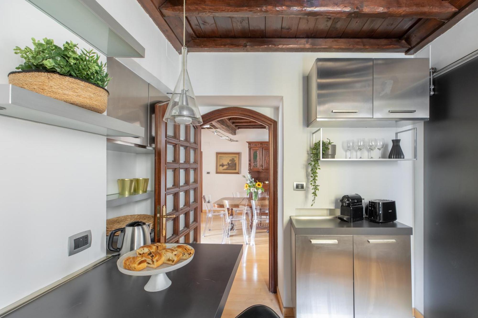 Apartment Iflat Trevi's Paradise Rom